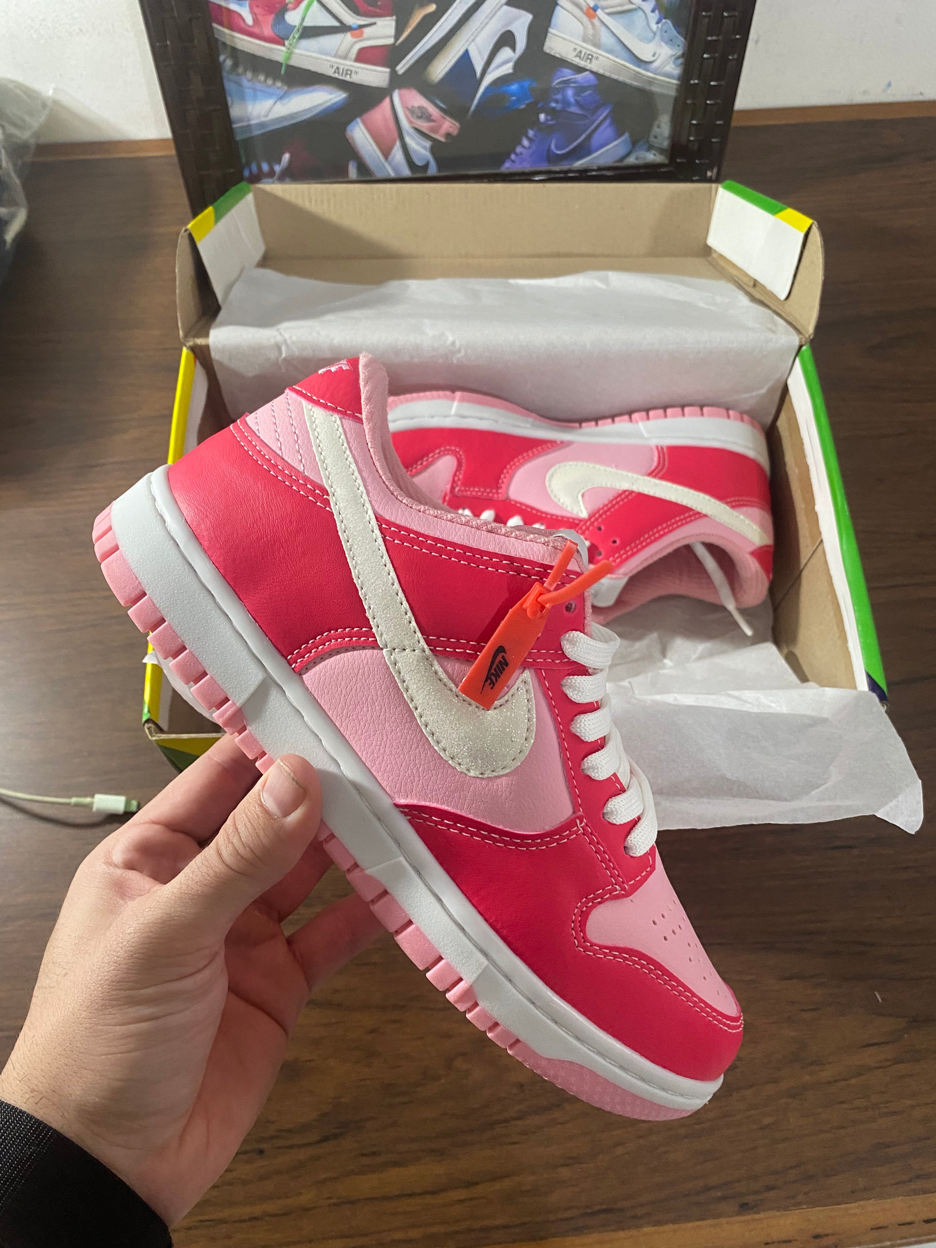 Tênis Nike Dunk Low + Brinde