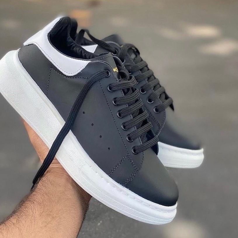 Tênis Alexander McQueen + Brinde