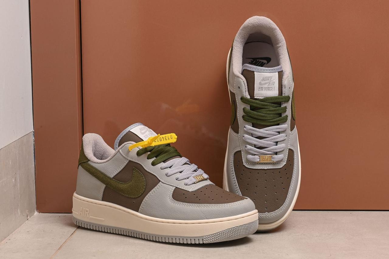 Tênis Nike Air Force 1 + Brinde