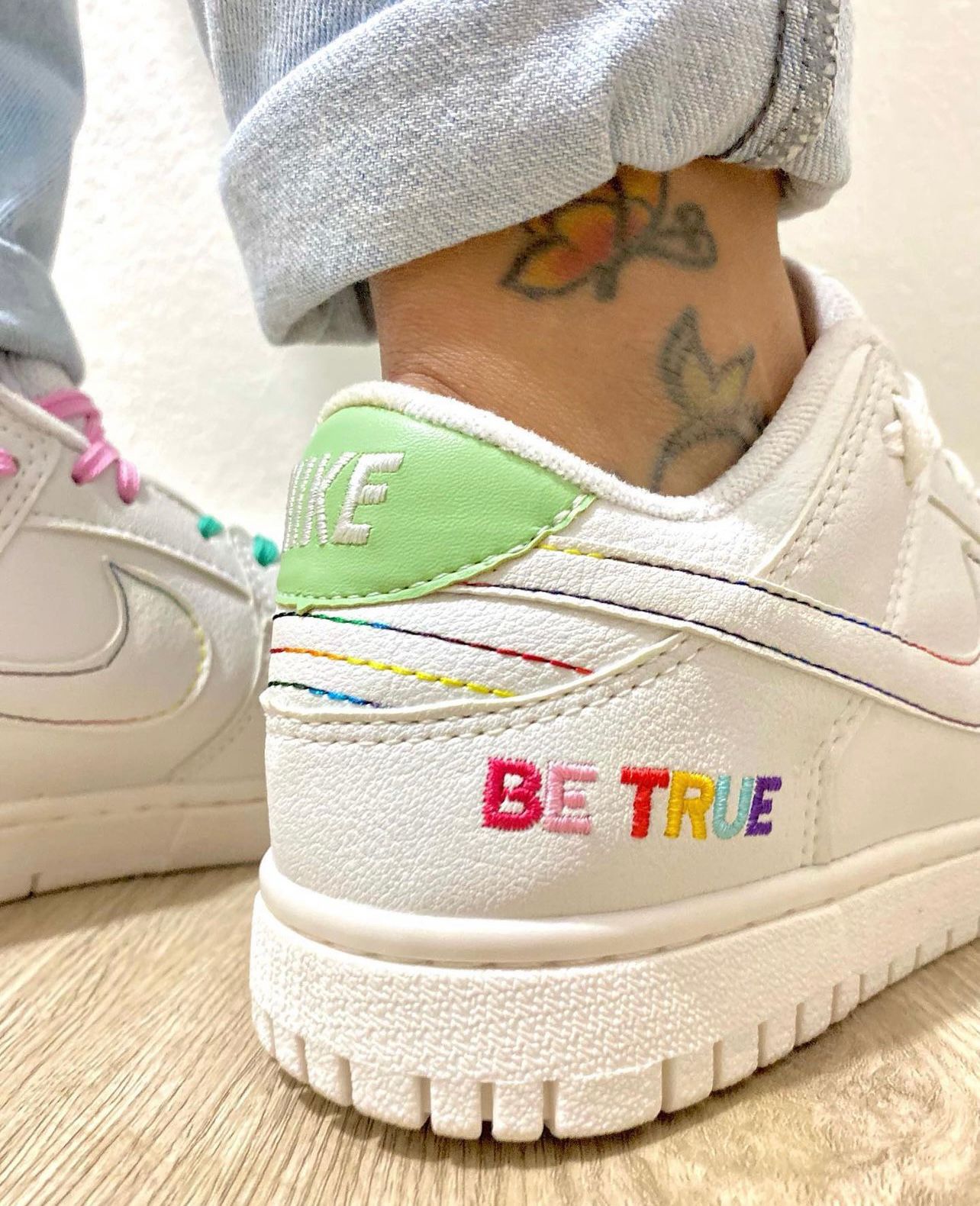 Tênis Nike Dunk Low + Brinde