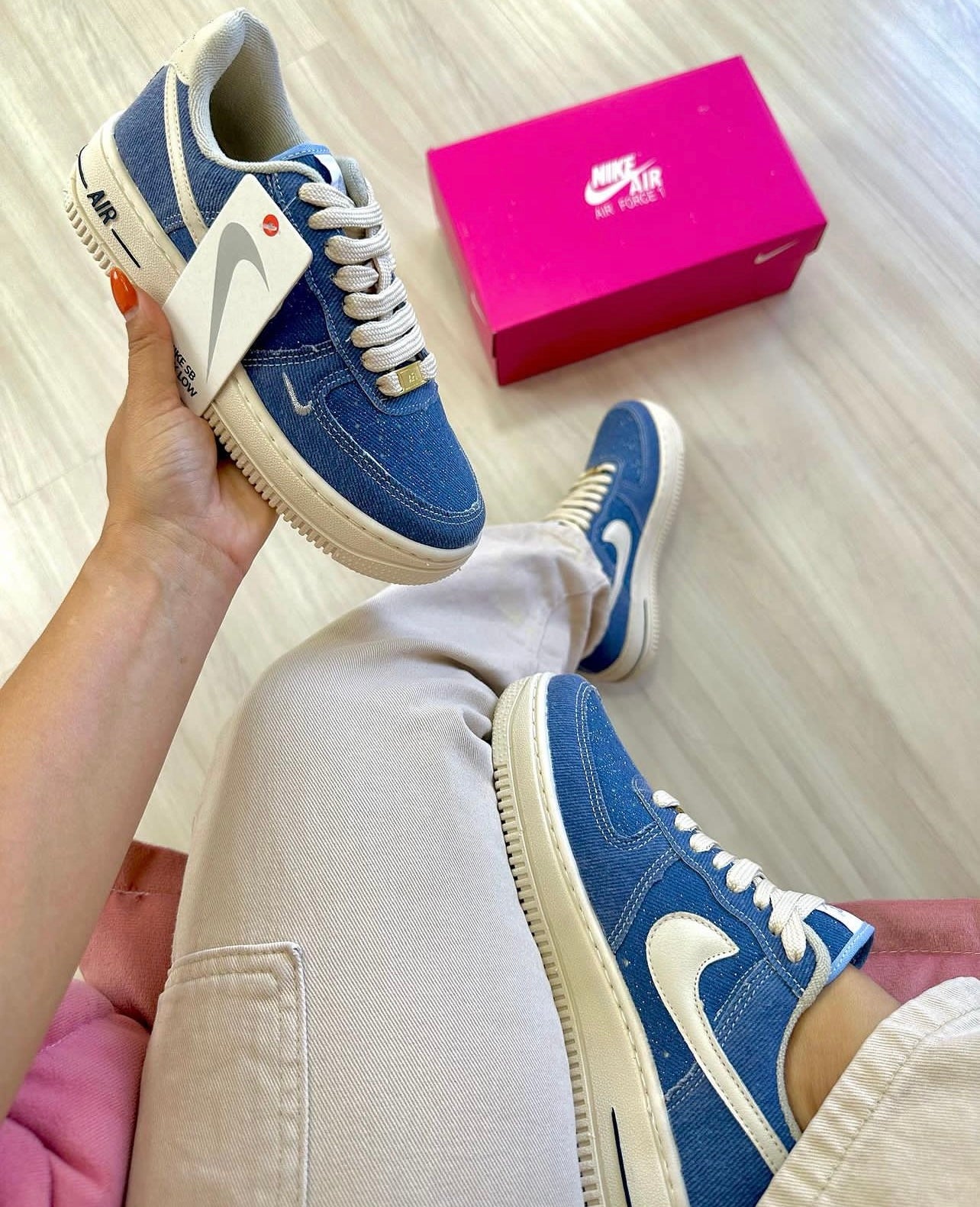 Tênis Nike Air Force 1 + Brinde