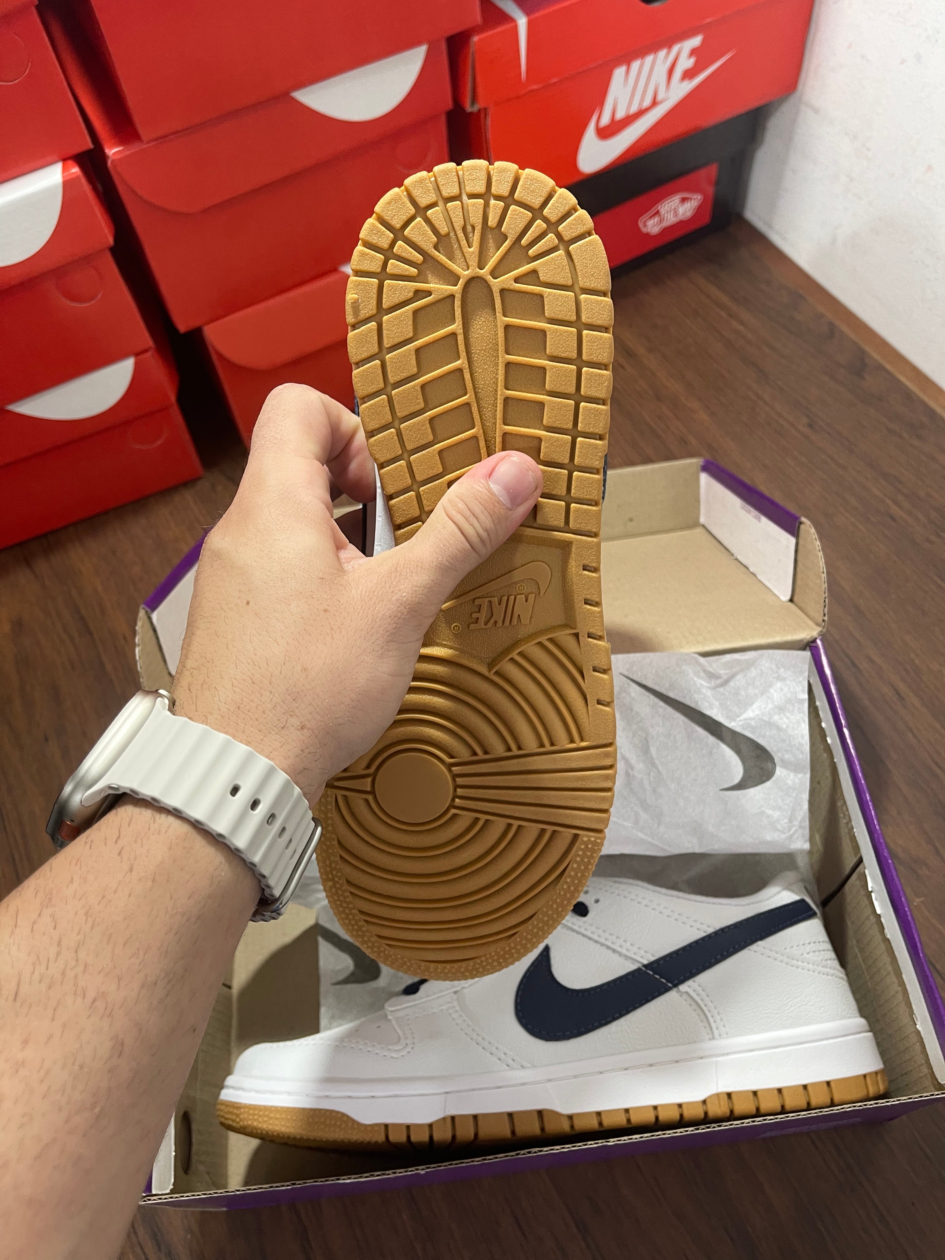 Tênis Nike Dunk Low + Brinde