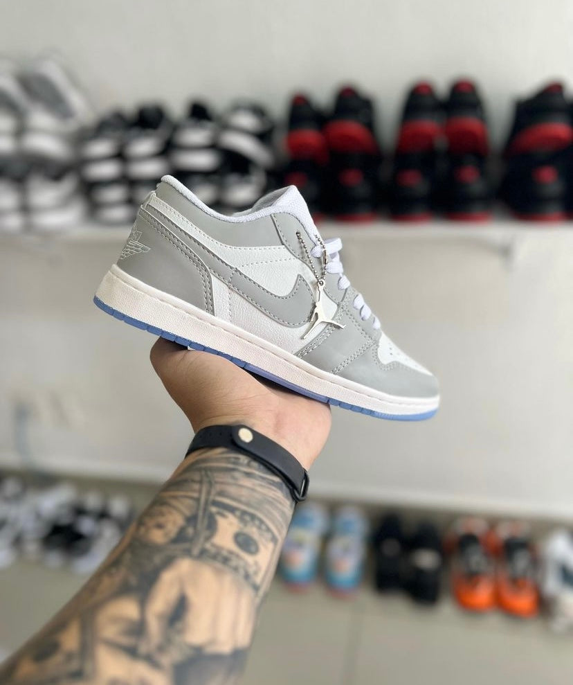 Tênis Nike Jordan 1