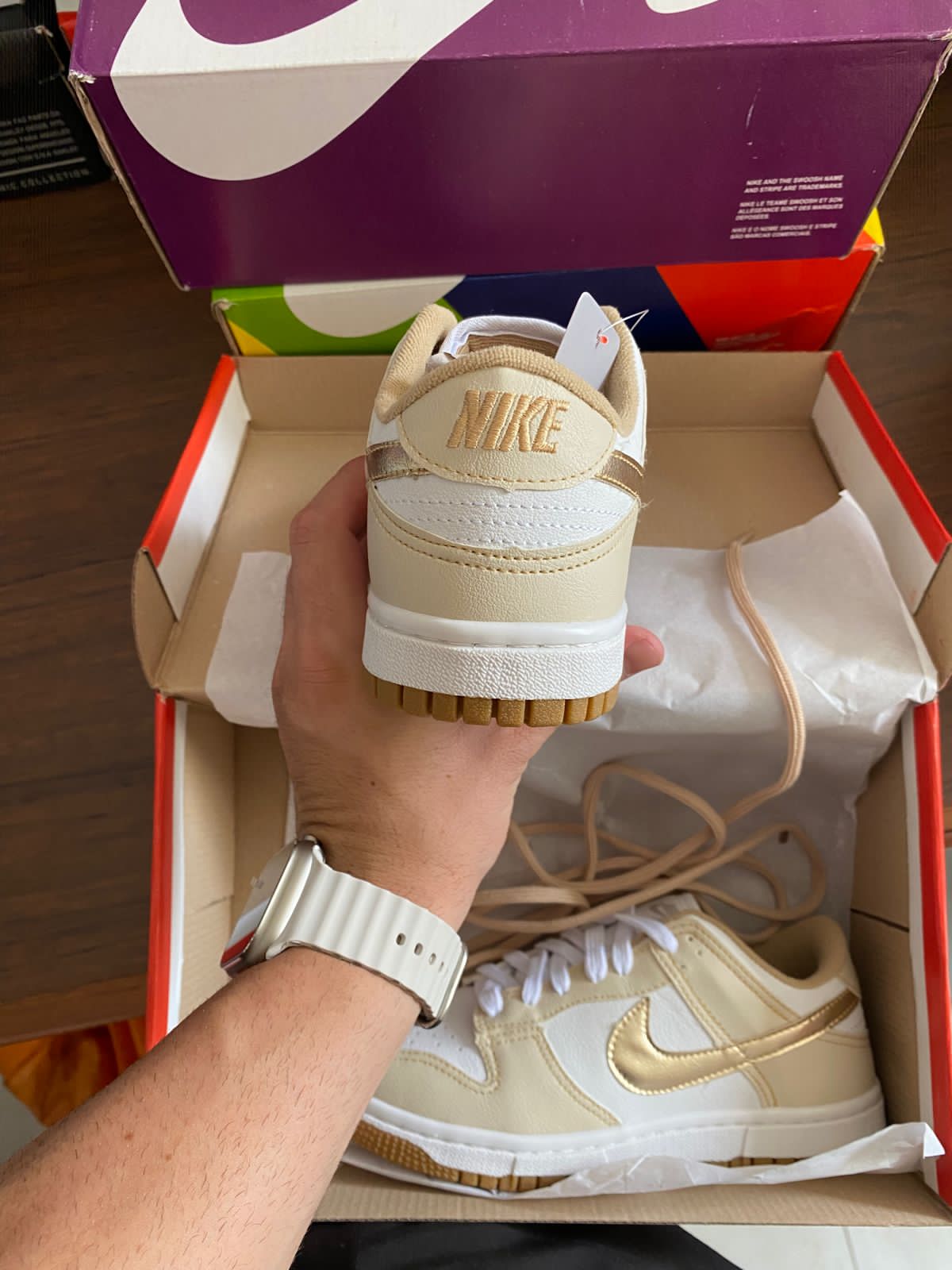 Tênis Nike Dunk Low + Brinde