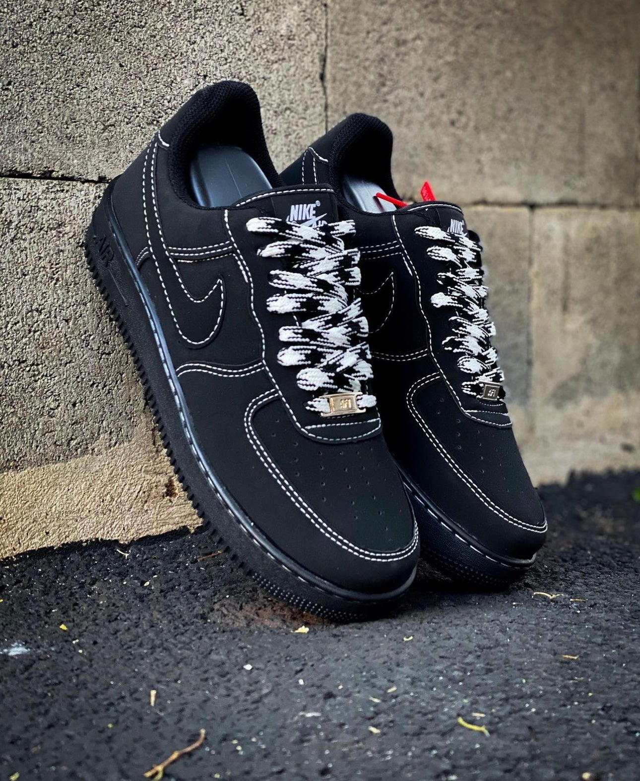 Tênis Nike Air Force 1 + Brinde