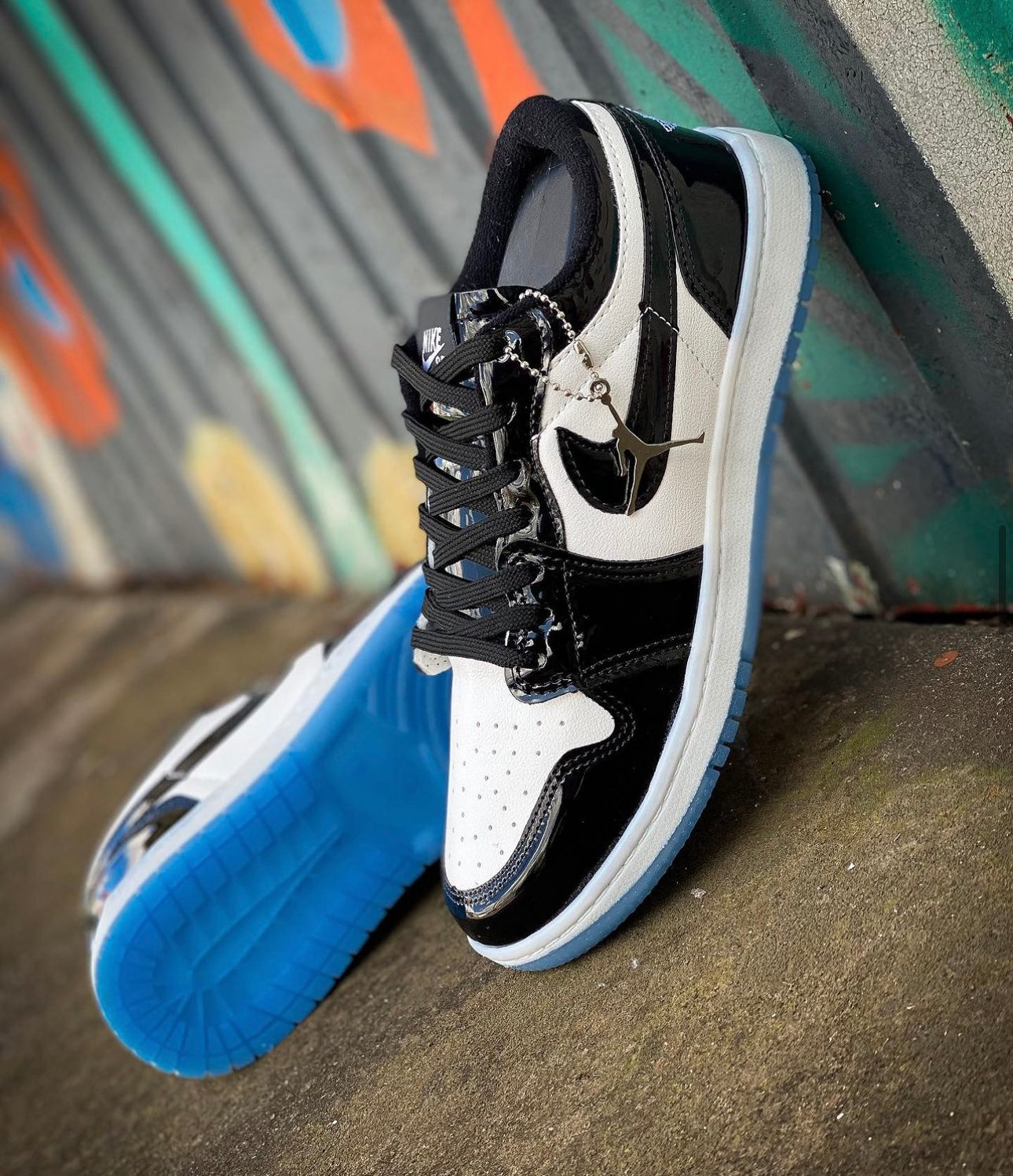 Tênis Nike Jordan 1 Low
