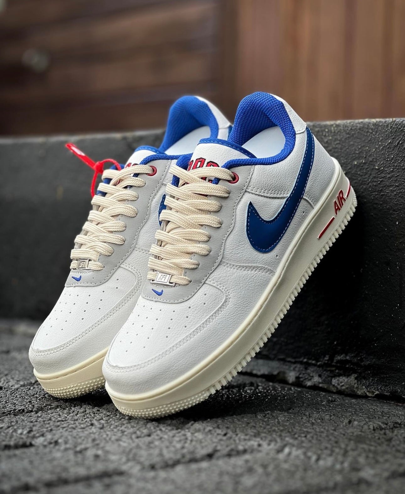 Tênis Nike Air Force 1 + Brinde