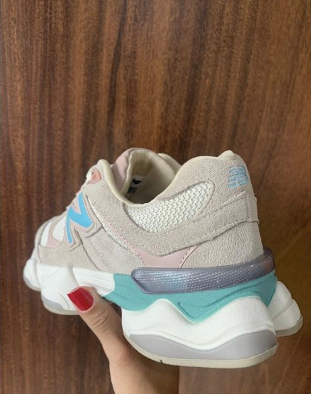 Tênis N. Balance 9060