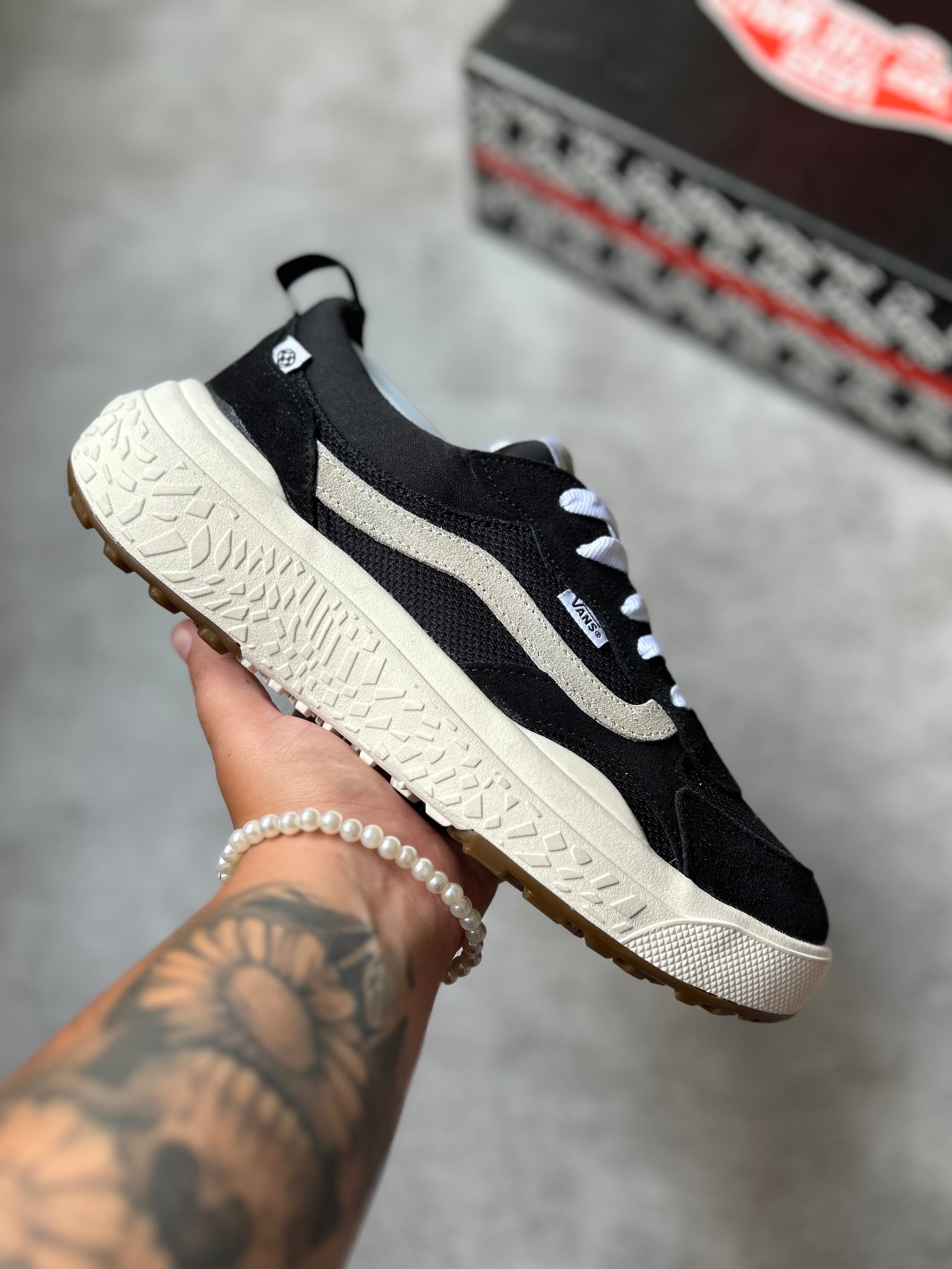 Tênis V4ns Ultrarange VR3 - Compre 1 Leve 2