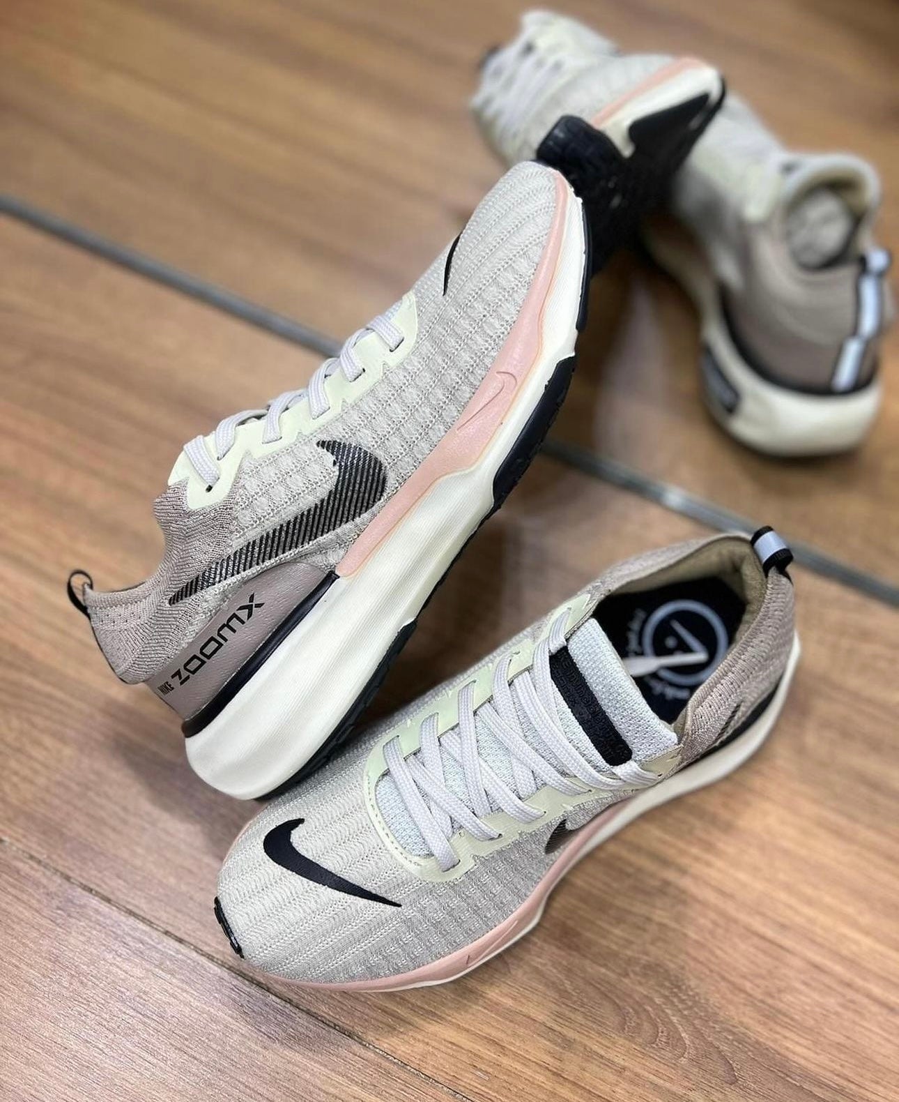 Nike ZoomX Invincible Run 3 + Brinde