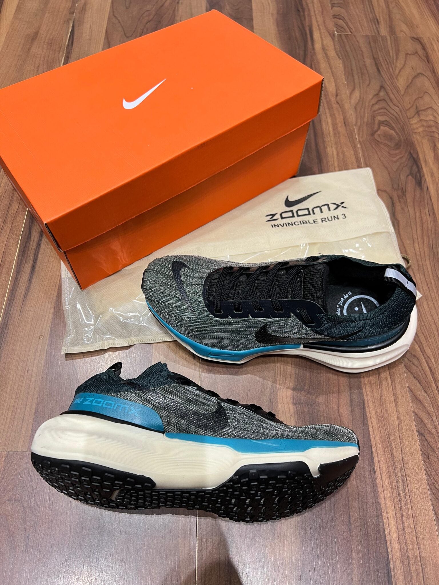 Nike ZoomX Invincible Run 3 + Brinde