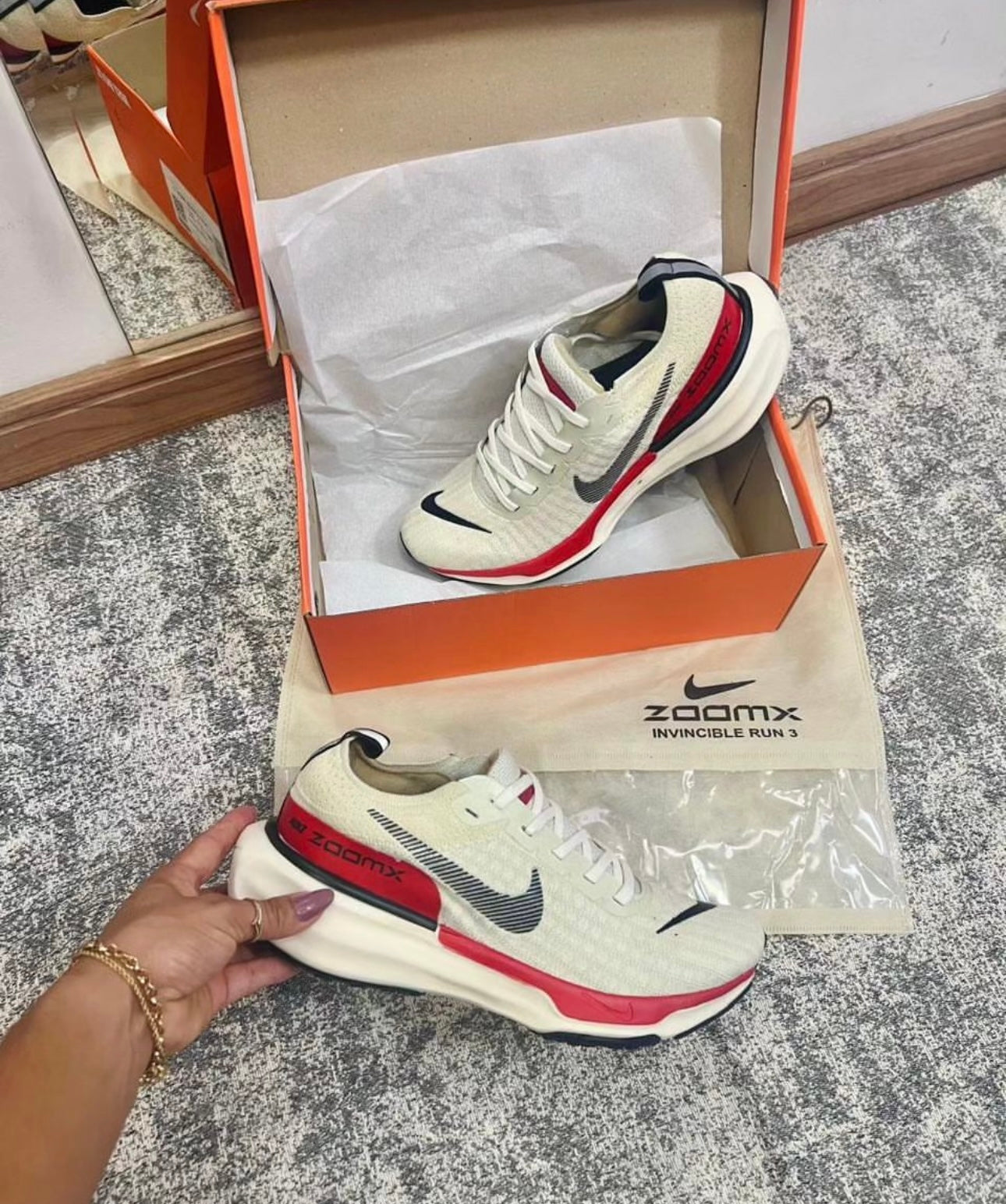 Nike ZoomX Invincible Run 3 + Brinde