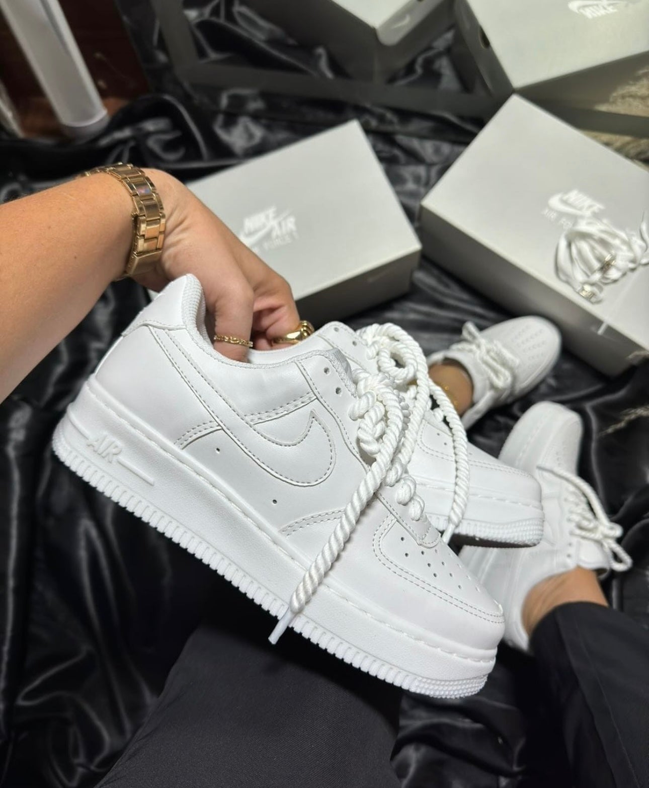 Nike Air Force 1 + Brinde
