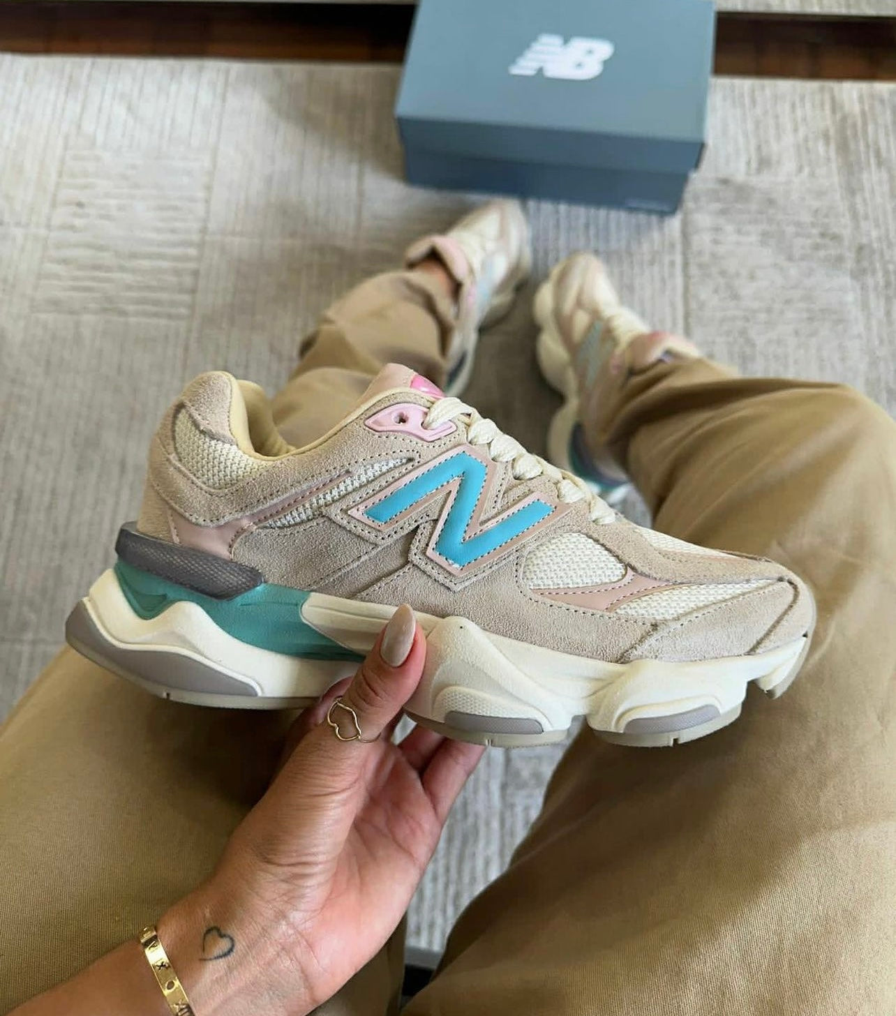 Tênis N. Balance 9060