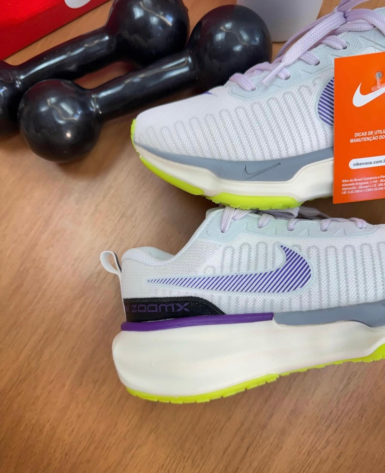 Nike ZoomX Invincible Run 3 + Brinde