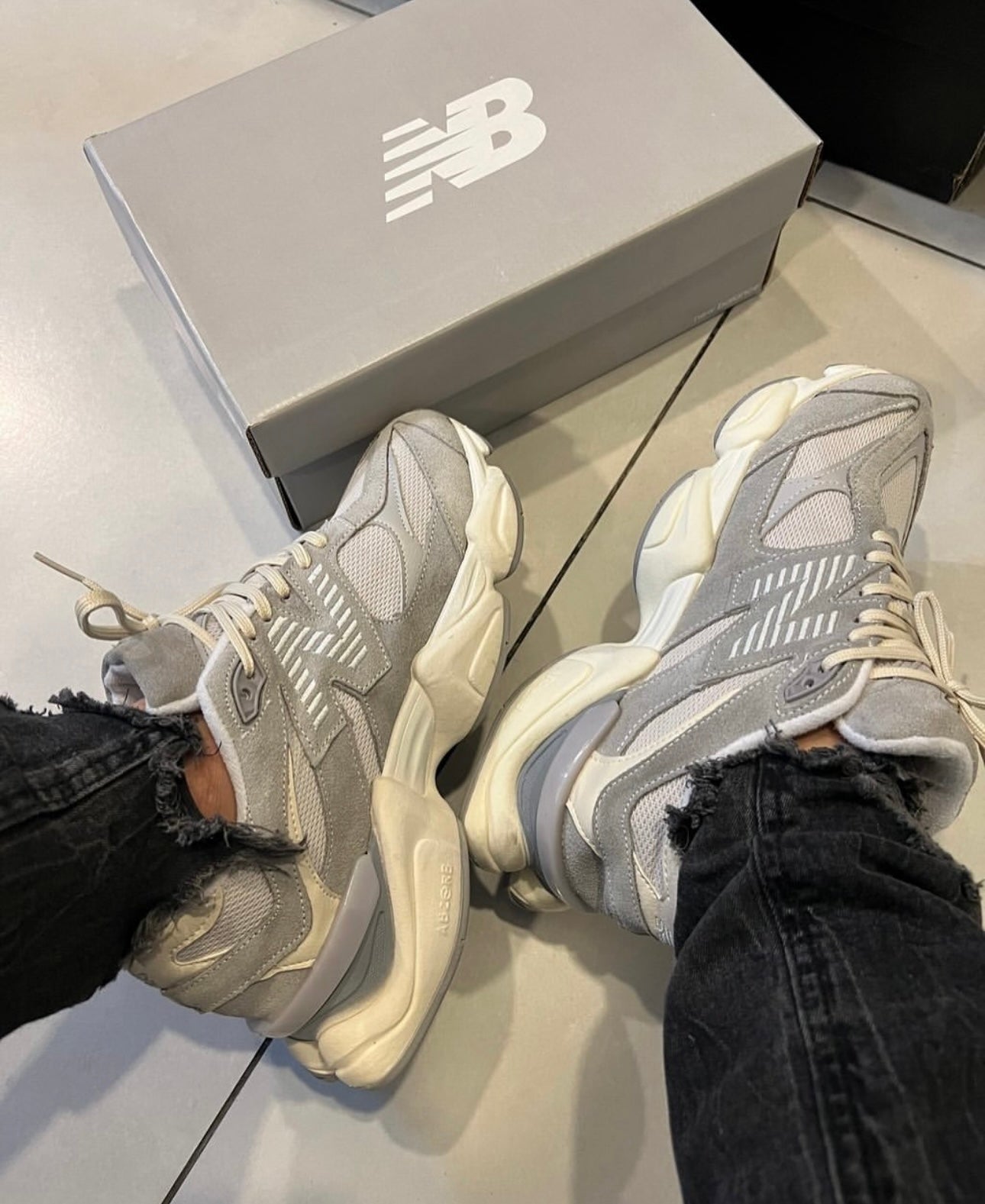 Tênis N. Balance 9060