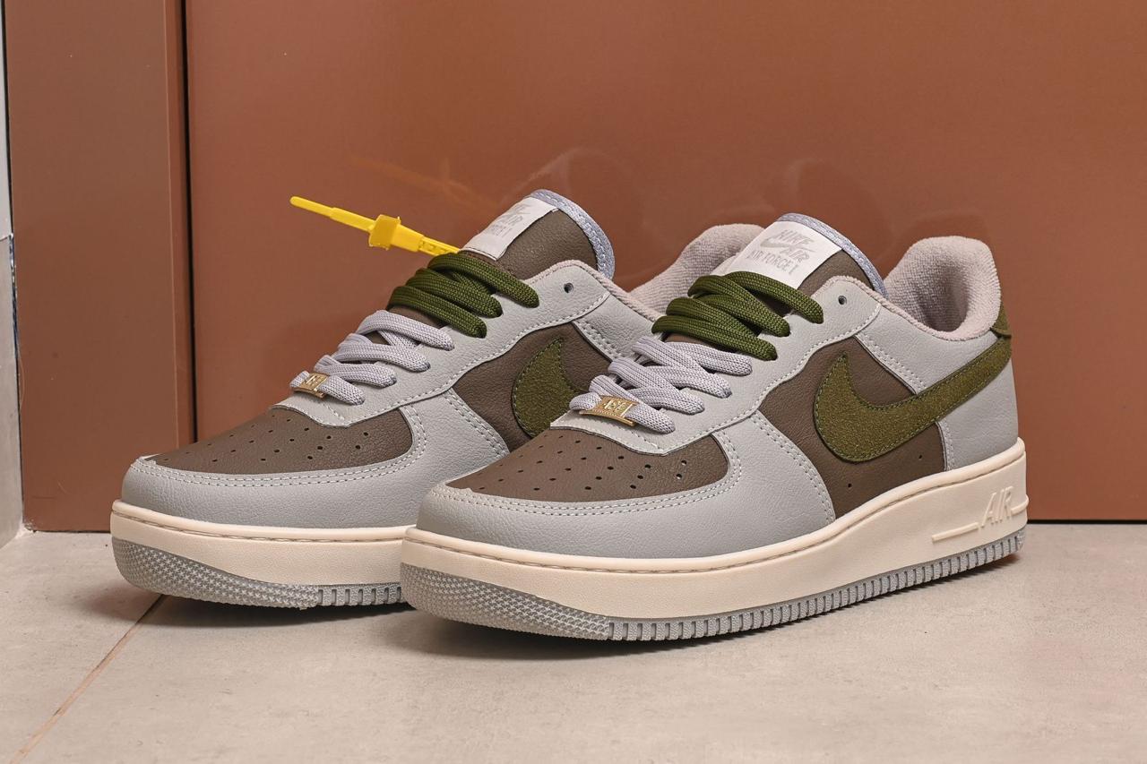 Tênis Nike Air Force 1 + Brinde