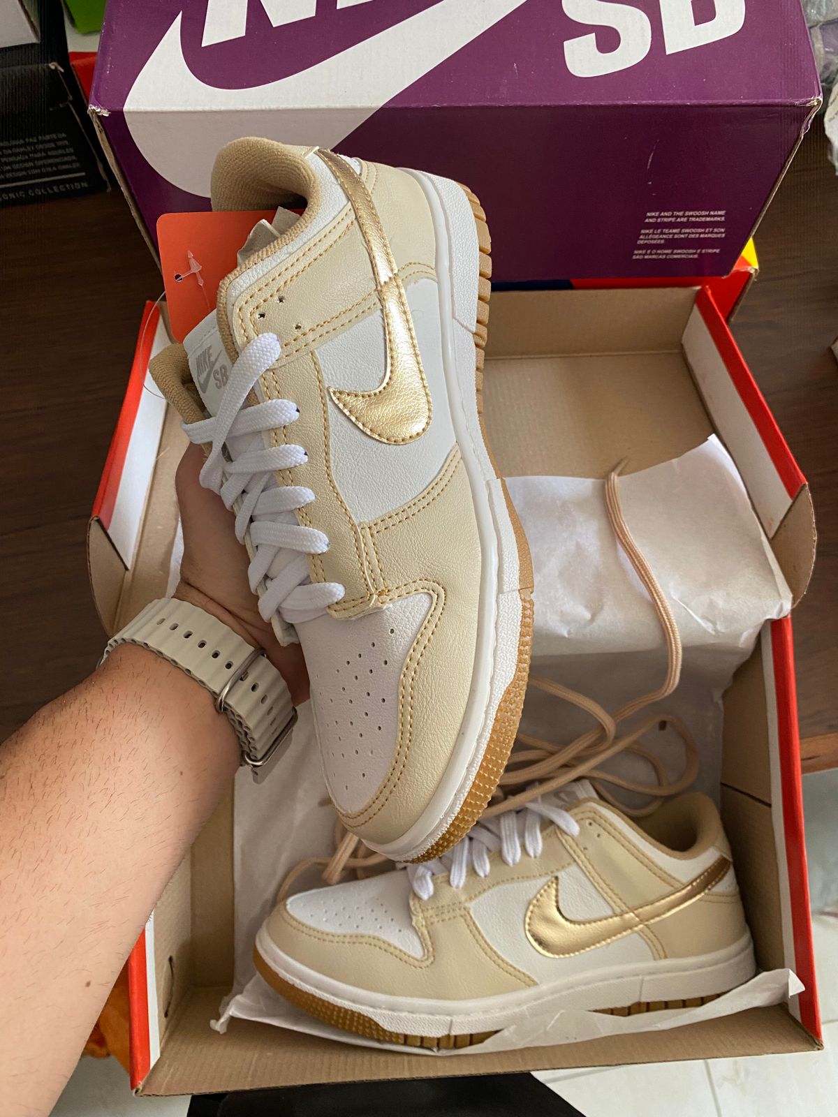 Tênis Nike Dunk Low + Brinde