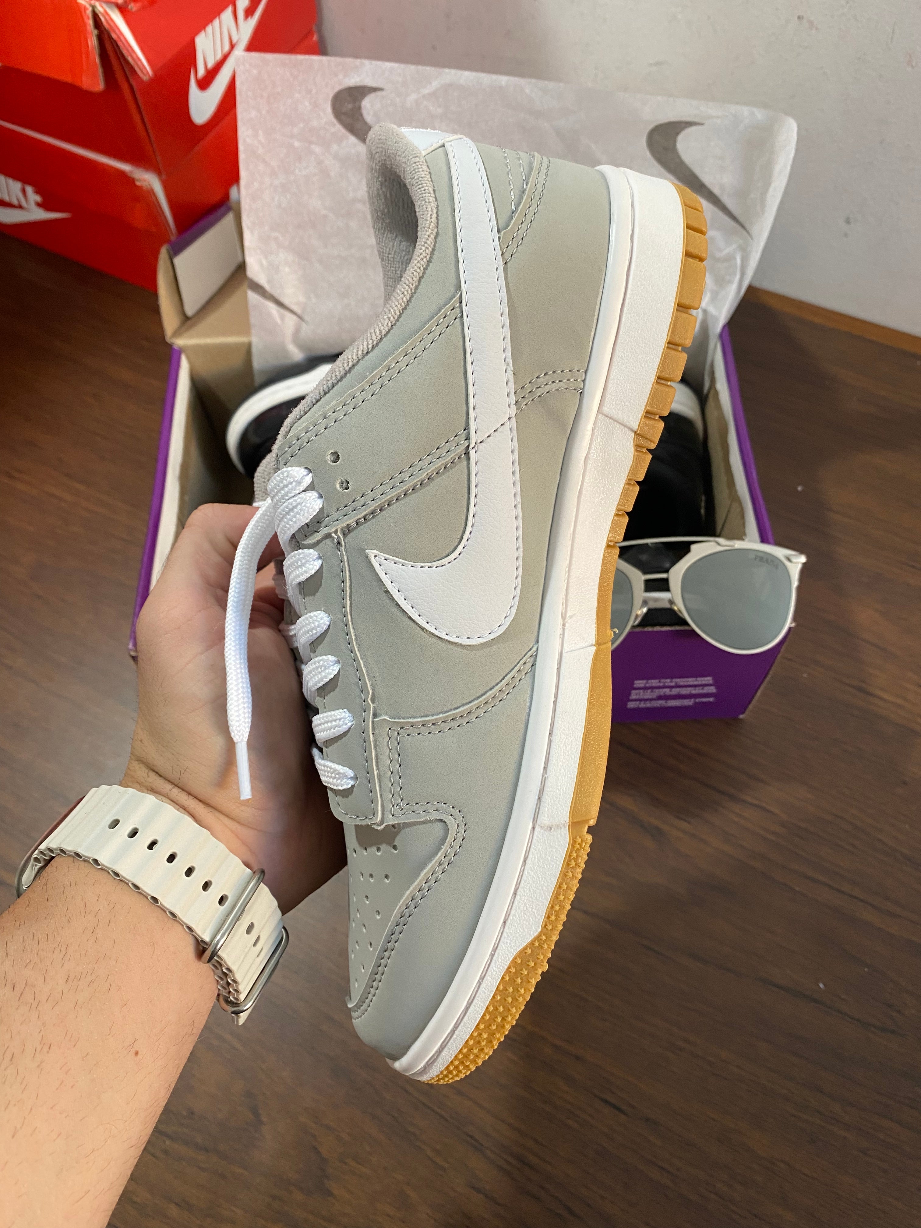 Tênis Nike Dunk Low + Brinde