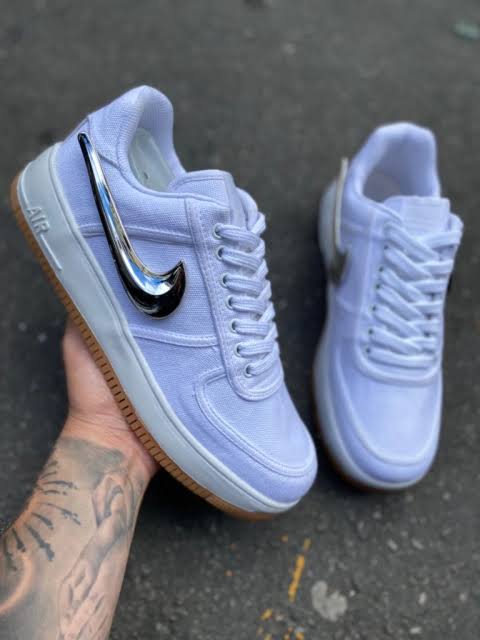 Tênis Nike Air Force 1
