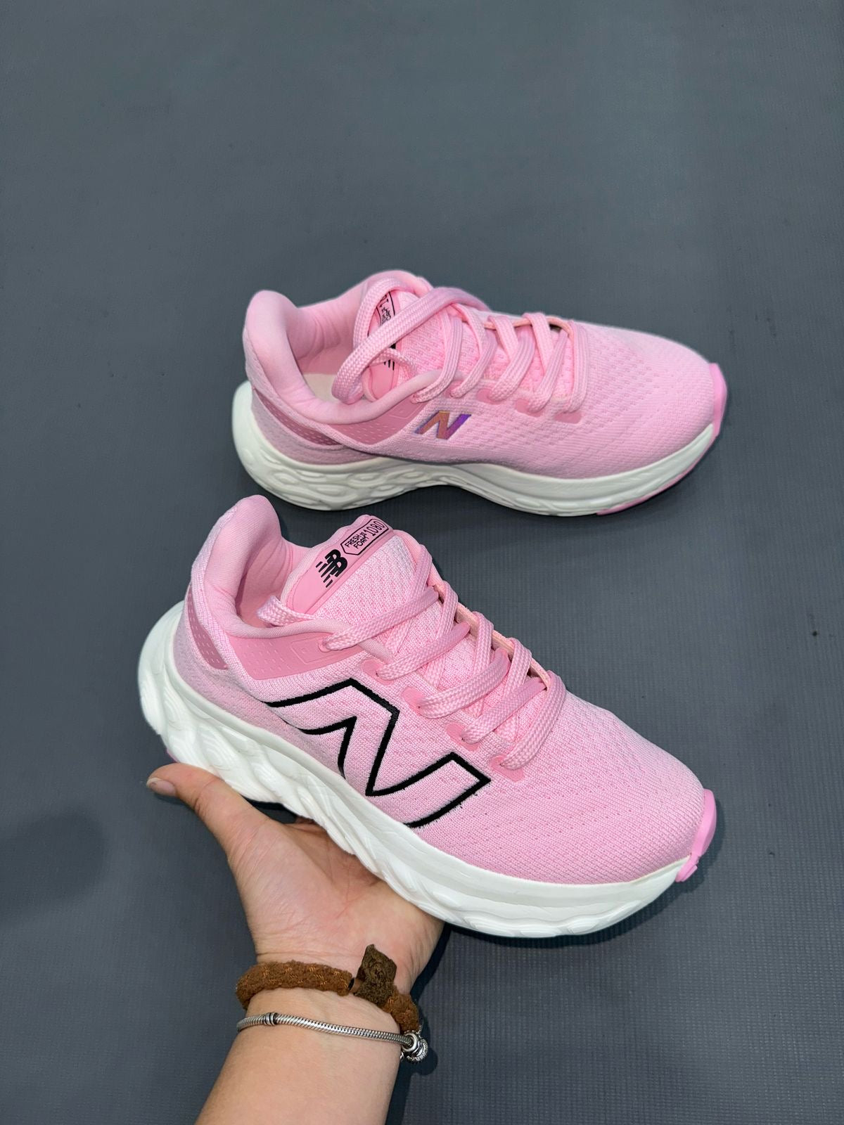 Tênis N. Balance Fresh Foam X 1080v13