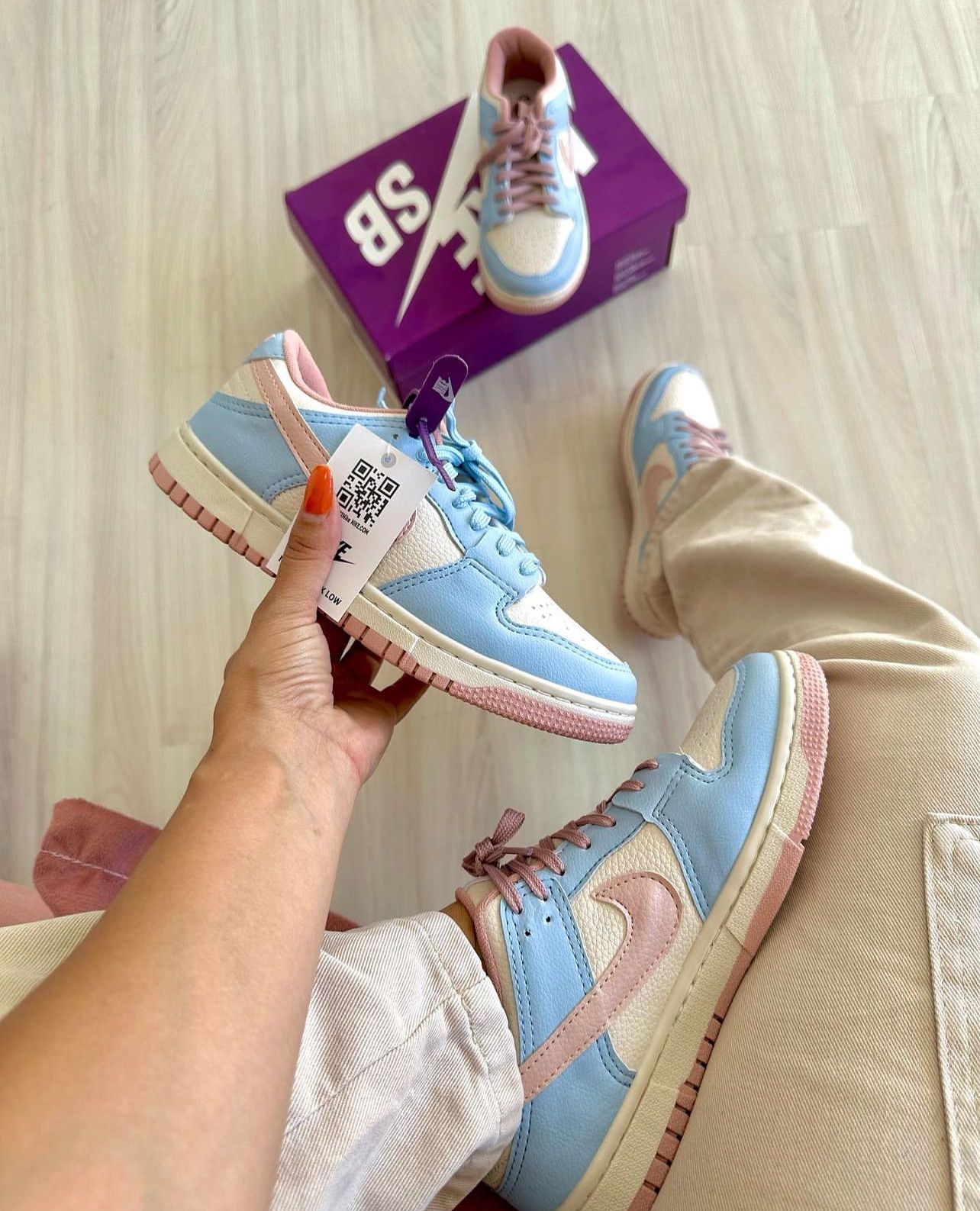 Tênis Nike Dunk Low + Brinde