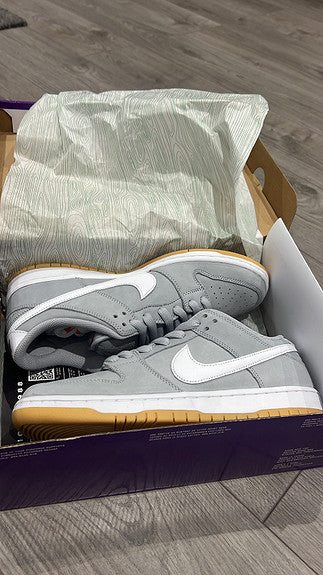 Dunk Low Cinza/Branco lançamento + brinde