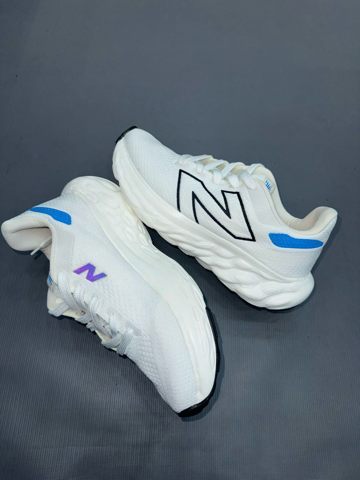 Tênis N. Balance Fresh Foam X 1080v13