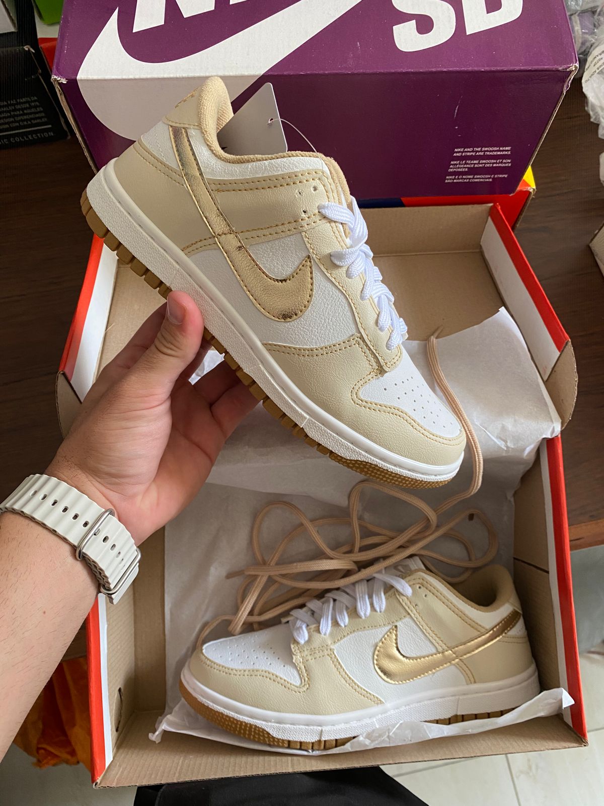 Tênis Nike Dunk Low + Brinde