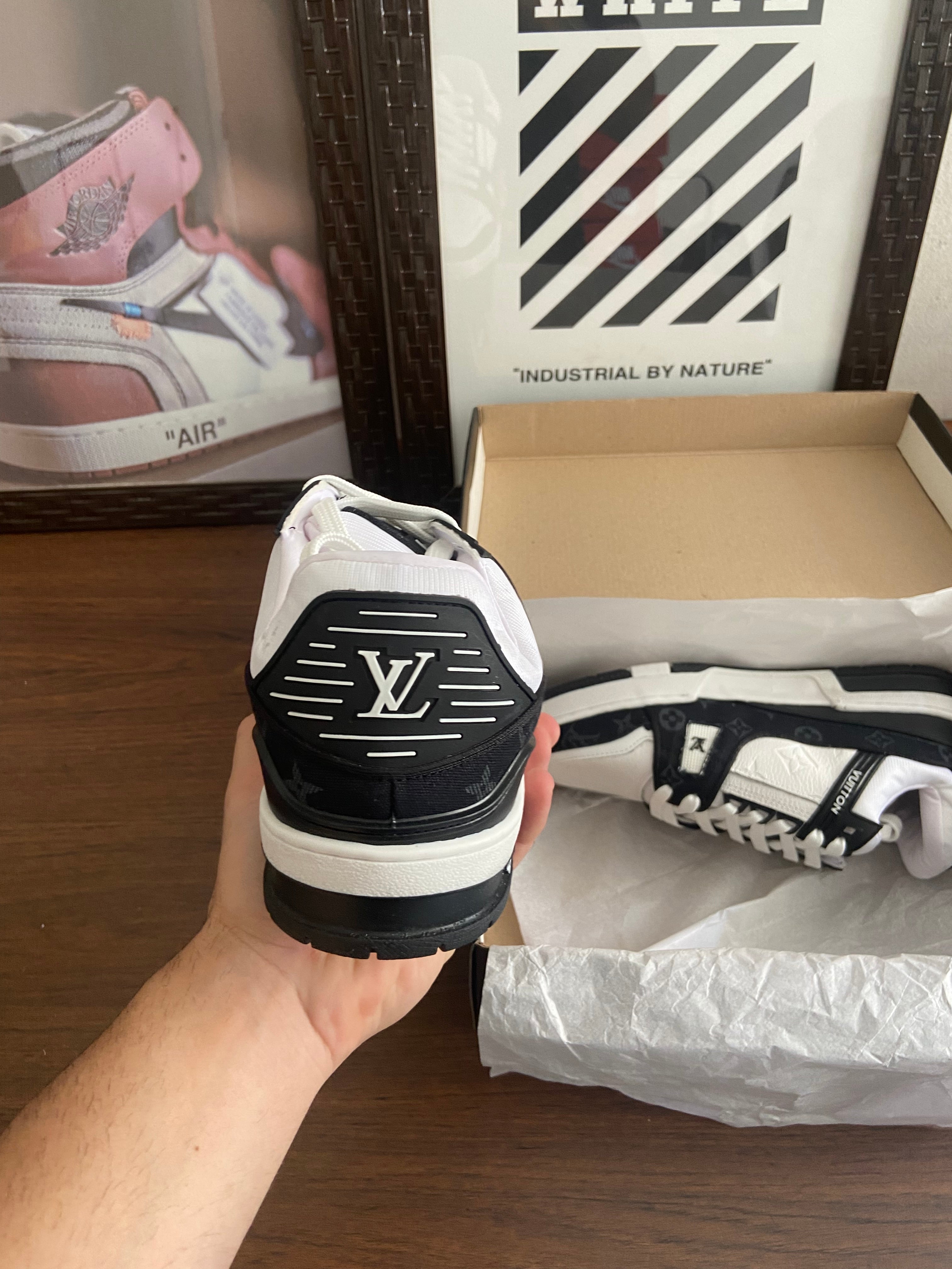 Tênis Louis Vuitton Trainer