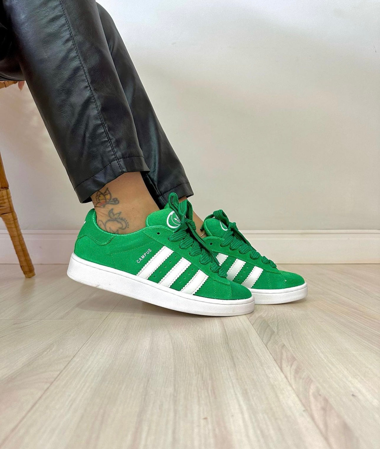 Tênis Adidas Campus 00s + Brinde