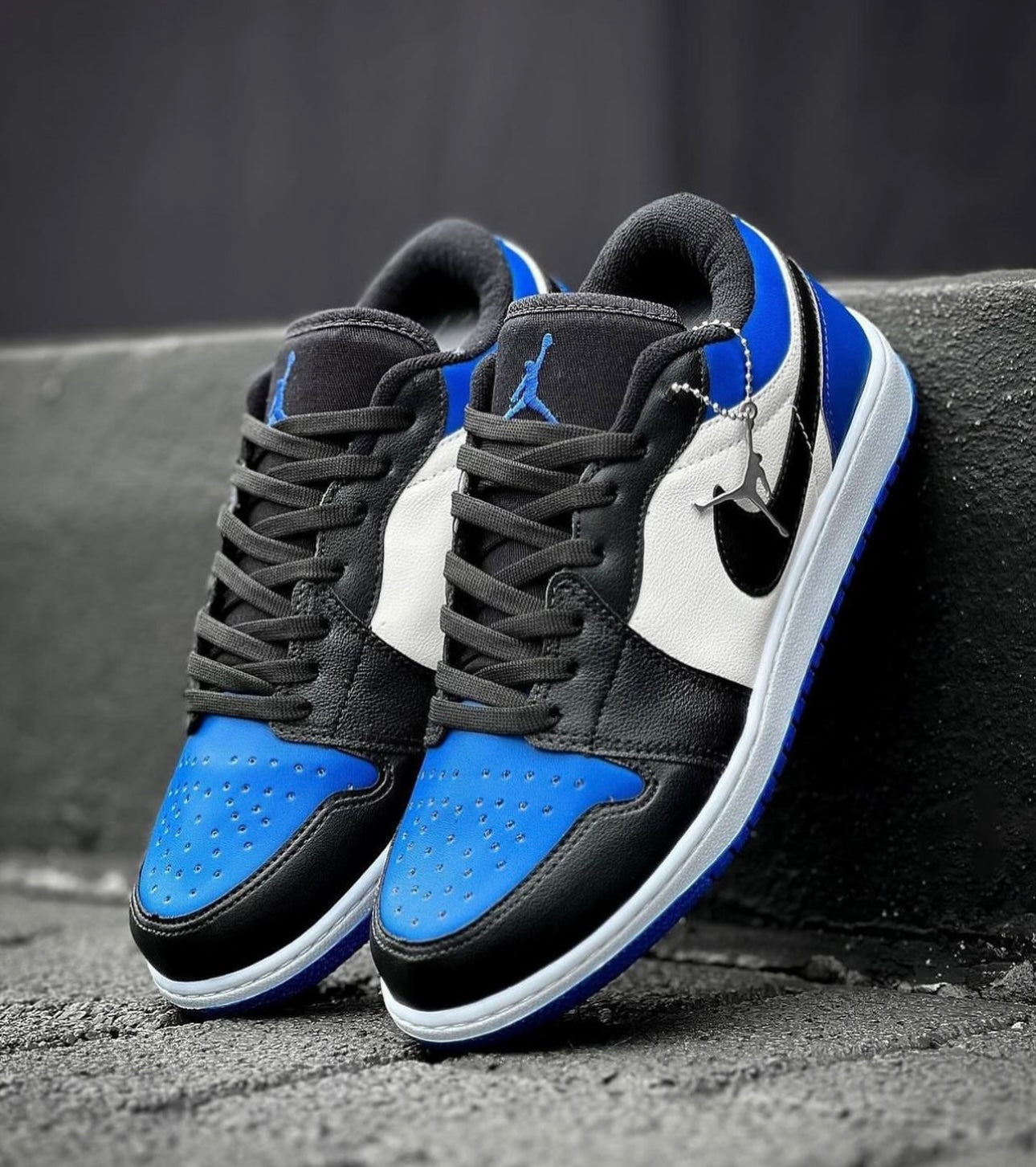 Tênis Nike Jordan 1 Low