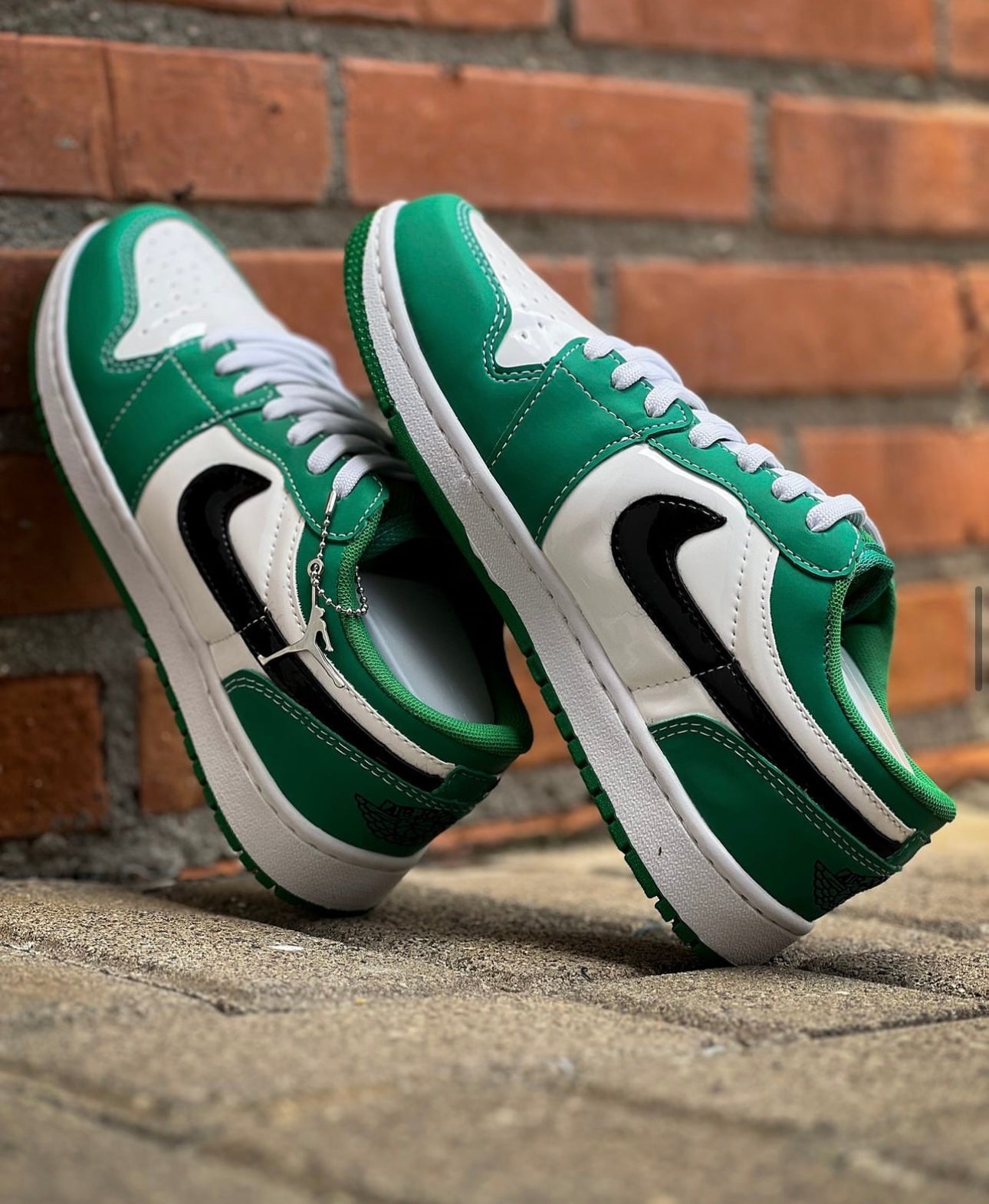 Tênis Nike Jordan 1 Low