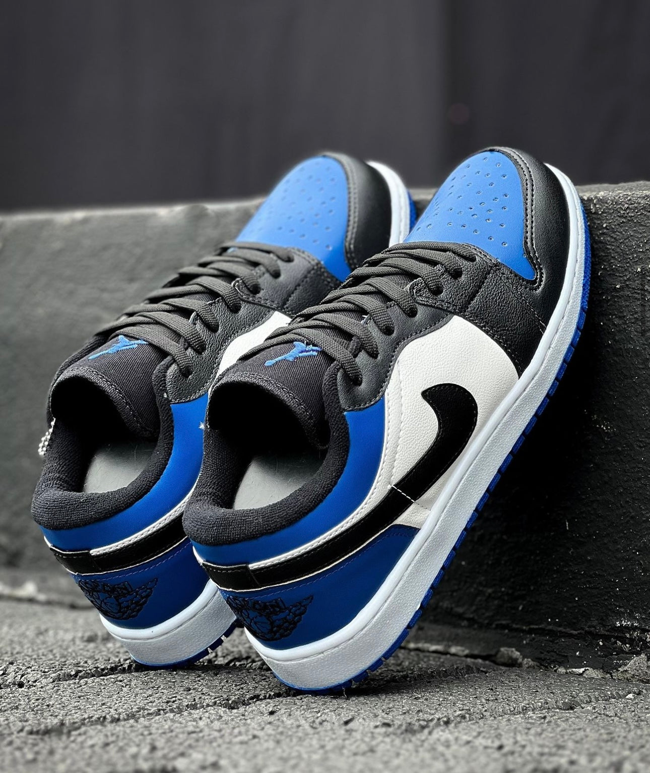 Tênis Nike Jordan 1 Low