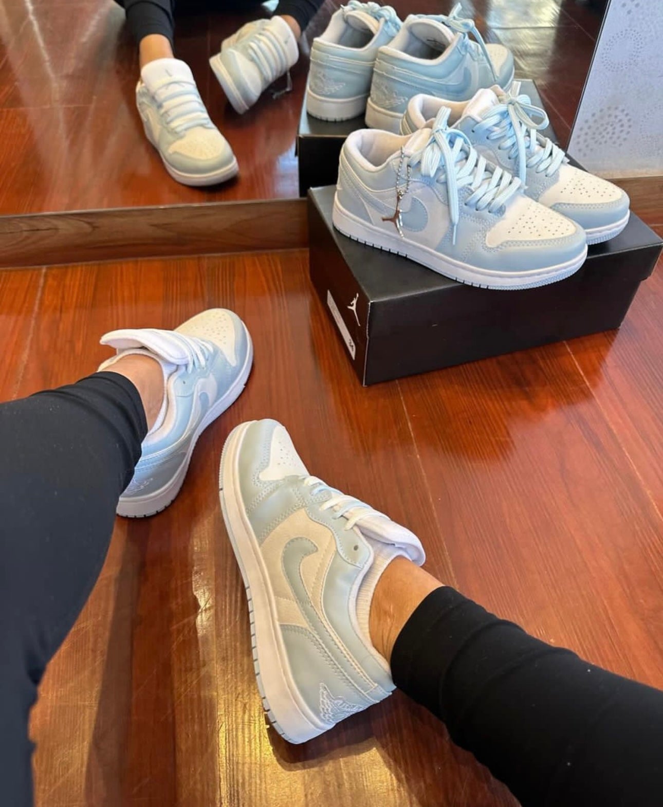 Tênis Nike Jordan 1 Low