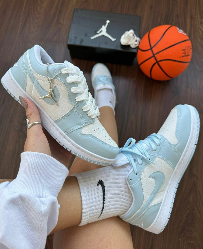 Tênis Jordan 1 Low azul bebê lançamento imported oferta