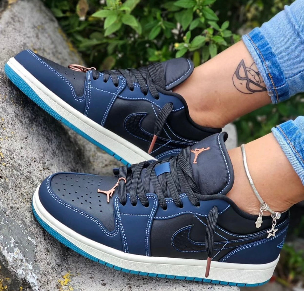 Tênis Nike Jordan 1 Low