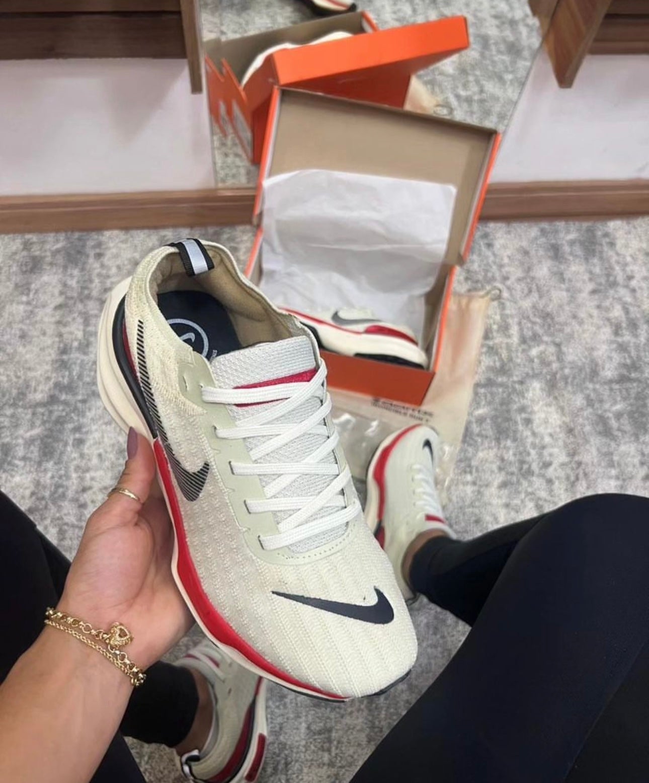 Nike ZoomX Invincible Run 3 + Brinde