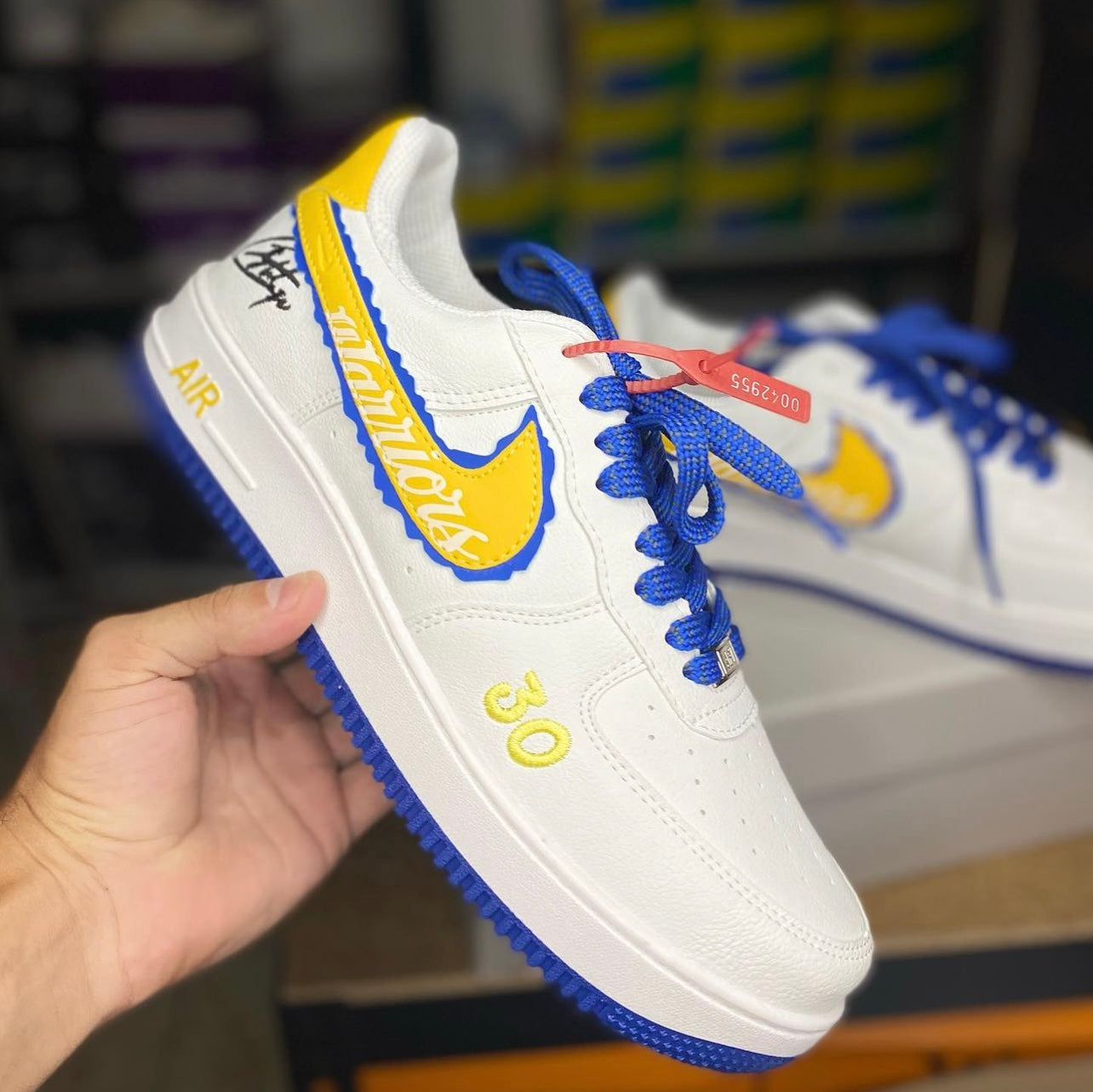 Tênis Nike Air Force 1  + Brinde