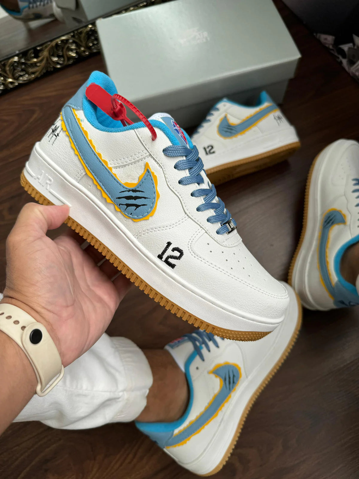 Tênis Nike Air Force 1  + Brinde