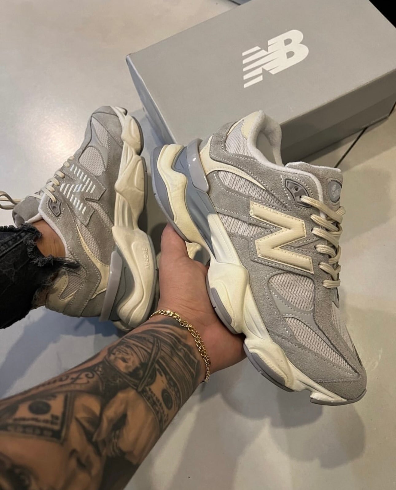 Tênis N. Balance 9060