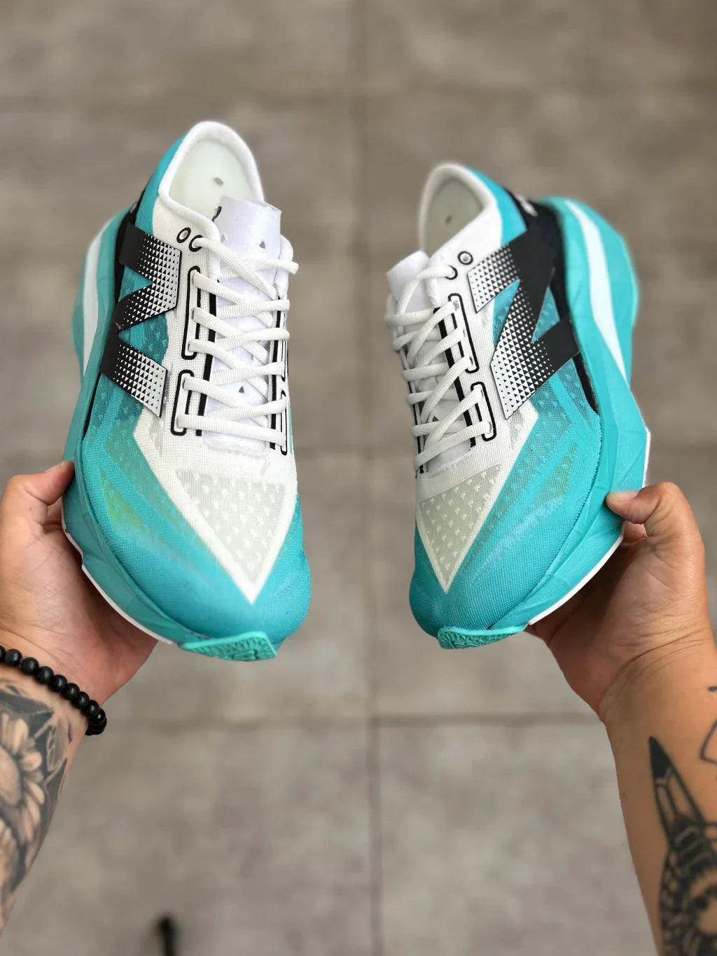 Tenis N. Balance Fuelcell Rebel V4 - Azul