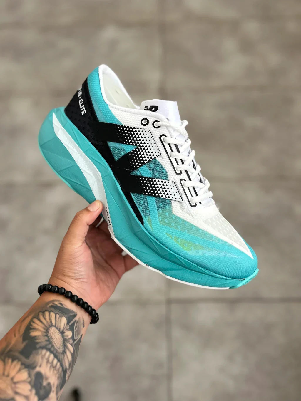 Tenis N. Balance Fuelcell Rebel V4 - Azul