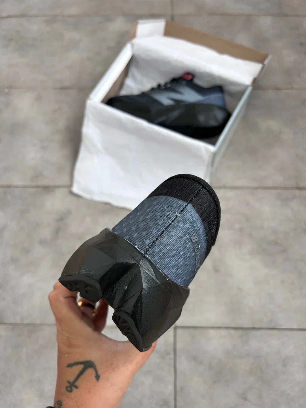 Tenis N. Balance Fuelcell Rebel V4 - All Black