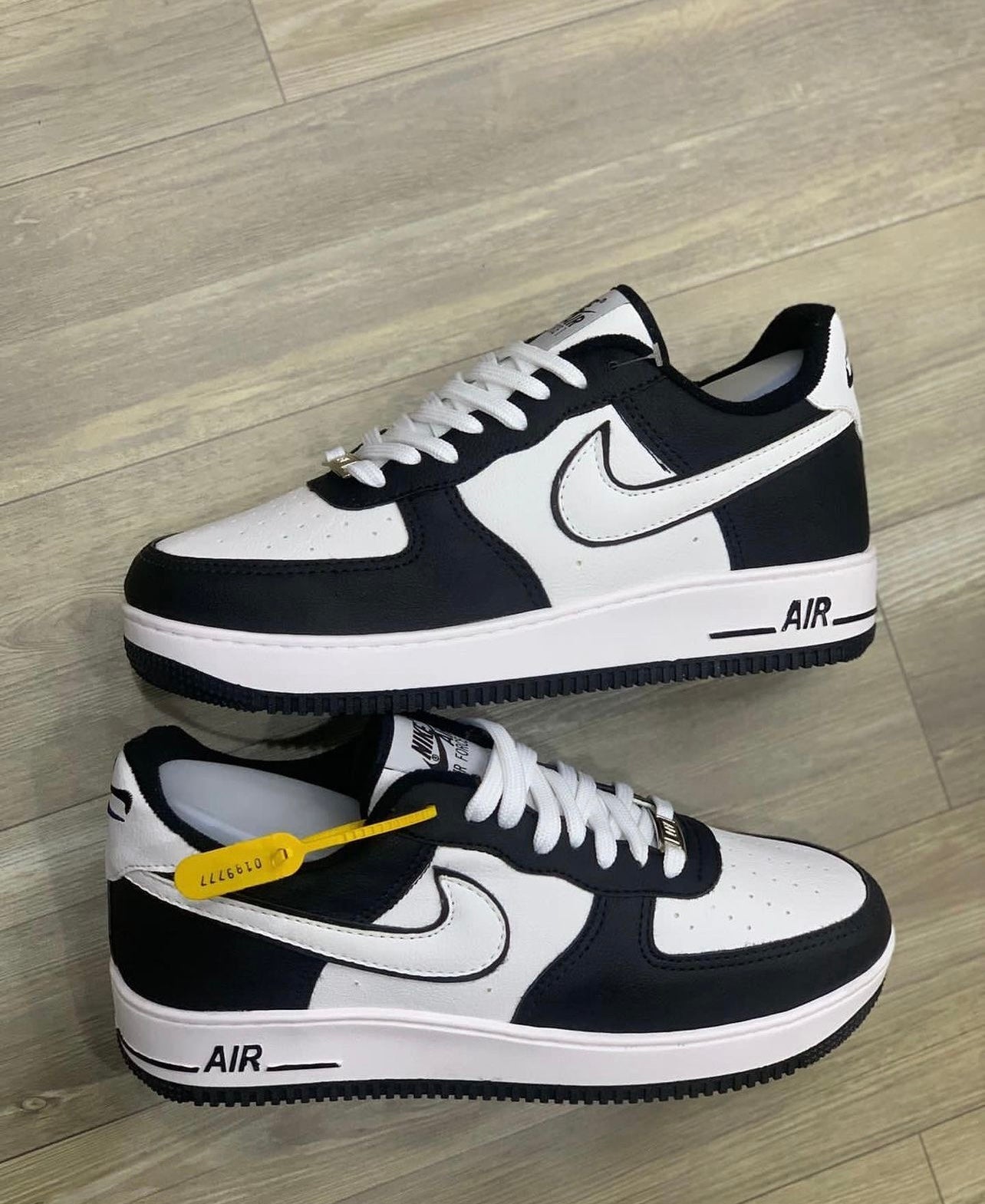 Tênis Nike Air Force 1 + Brinde